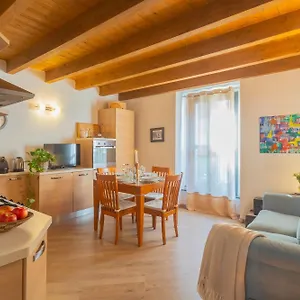 Luini 7 By Rent Apartment Como